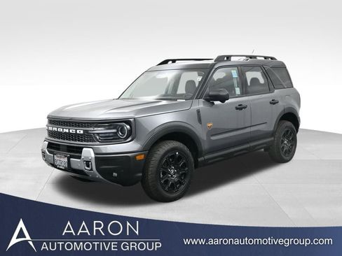 Used 2025 Ford Bronco Sport Badlands image 1