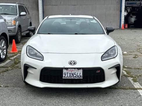 Used 2024 Toyota GR86 Premium w/ Performance Package RWD image 3