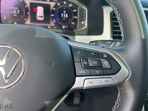 Used 2022 Volkswagen Atlas SEL AWD/4WD image 18