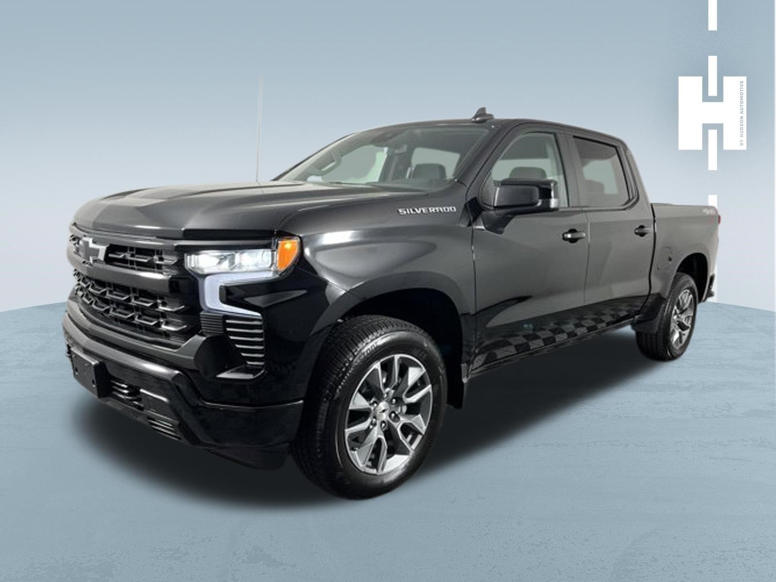Used 2025 Chevrolet Silverado 1500 RST AWD/4WD image 4