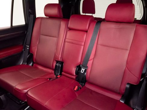 Used 2023 Lexus GX 460 Premium w/ Premium Package AWD/4WD image 25