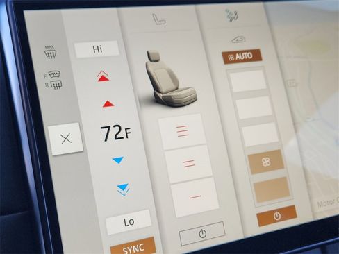 Used 2024 Land Rover Discovery Sport S image 28