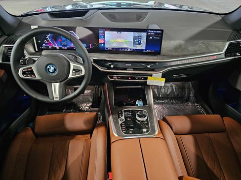 New 2026 BMW X5 xDrive50e AWD/4WD image 10
