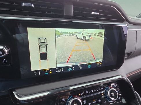 Used 2023 GMC Sierra 1500 AT4 w/ AT4 Premium Package image 19