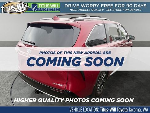 Used 2025 Toyota Sienna Platinum AWD/4WD image 4