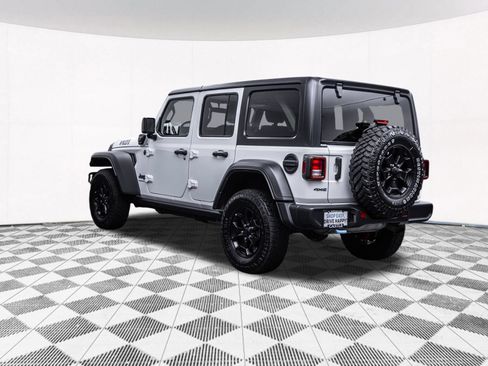 Used 2023 Jeep Wrangler Unlimited w/ Cold Weather Group AWD/4WD image 9