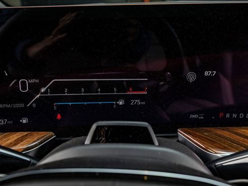 Used 2026 Cadillac Escalade Platinum Sport w/ LPO, Floor Liner Package image 20