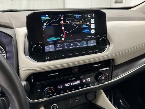 Certified 2021 Nissan Rogue SL w/ Premium Package image 14