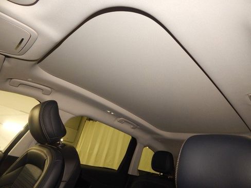 Used 2024 Lincoln Nautilus Reserve w/ Equipment Group 202A image 14