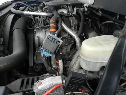Used 2015 Chevrolet Silverado 2500 High Country w/ Duramax Plus Package image 24