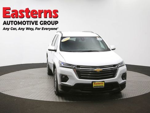 Used 2022 Chevrolet Traverse LT image 54