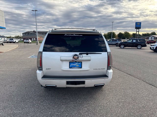 Used 2013 Cadillac Escalade Premium AWD/4WD image 6