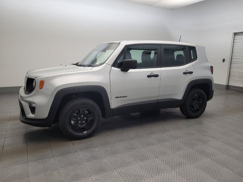 Used 2021 Jeep Renegade Sport image 2