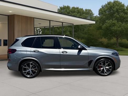 Used 2026 BMW X5 xDrive50e w/ M Sport Package AWD/4WD image 7