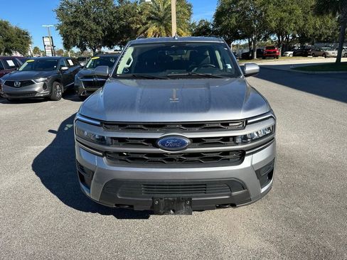 Used 2023 Ford Expedition XLT image 14