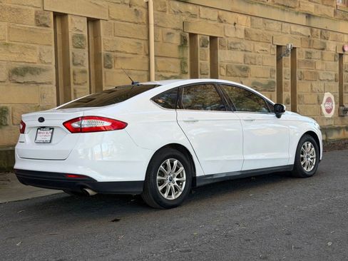 Used 2016 Ford Fusion S image 4
