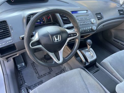 Used 2010 Honda Civic LX image 11