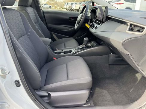 Certified 2025 Toyota Corolla LE image 13