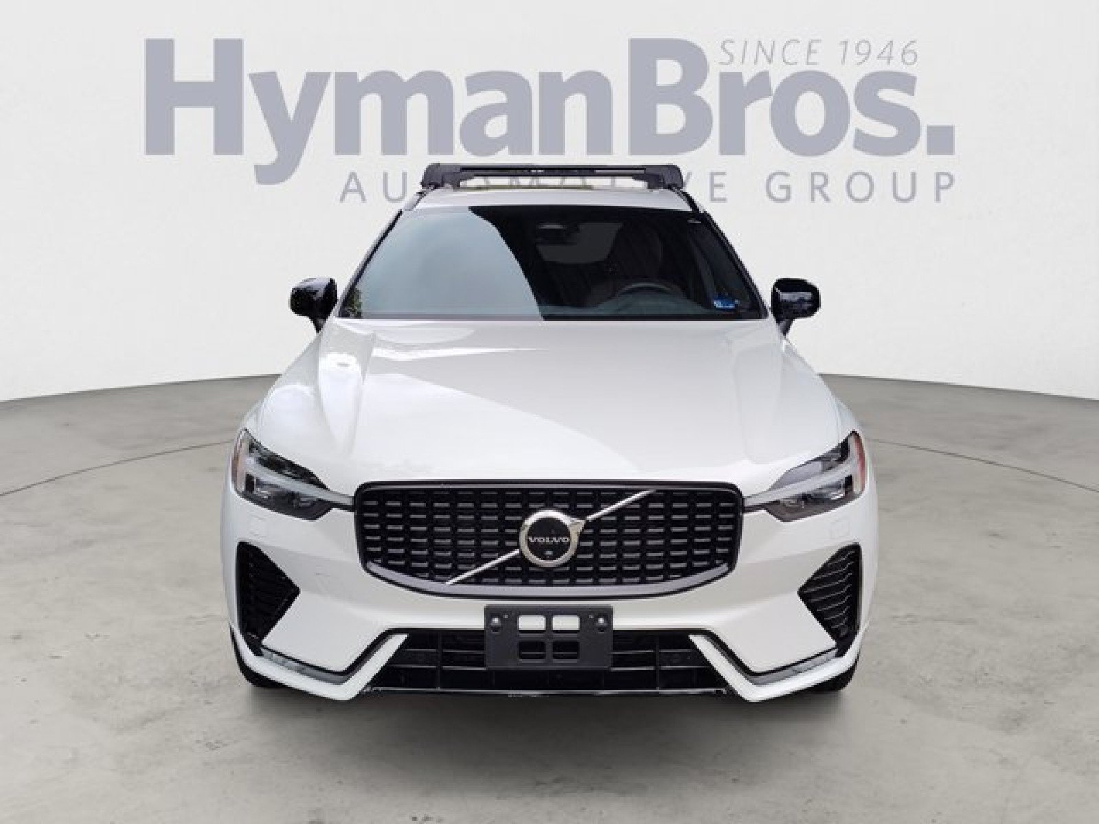 Used 2023 Volvo XC60 B5 Plus w/ Climate Package FWD image 8