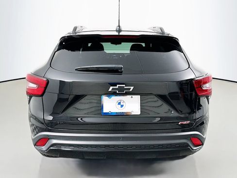Used 2025 Chevrolet Trax RS w/ Driver Confidence Package FWD image 6