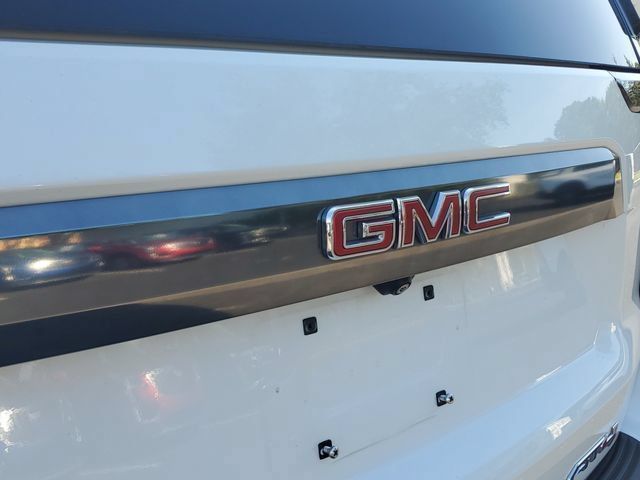 Used 2023 GMC Yukon AT4 w/ AT4 Premium Package AWD/4WD image 29