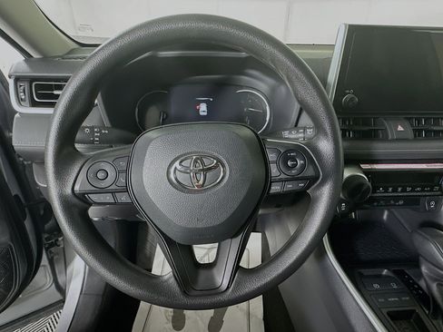 Used 2025 Toyota RAV4 LE image 15