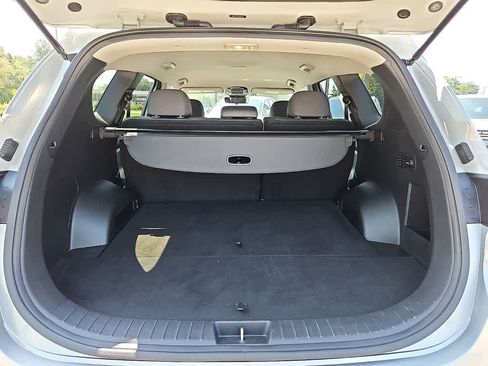 Used 2021 Hyundai Santa Fe SEL FWD image 28