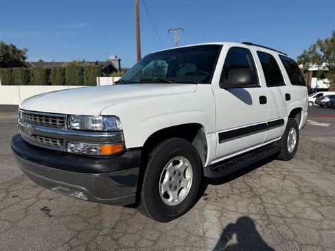 Used 2004 Chevrolet Tahoe LS RWD image 1