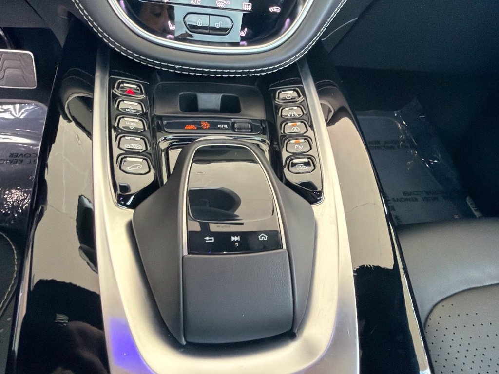 Used 2021 Aston Martin DBX AWD/4WD image 58