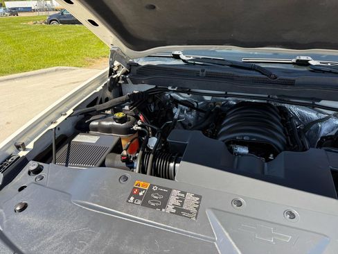 Used 2014 Chevrolet Silverado 1500 High Country w/ High Country Premium Package AWD/4WD image 32