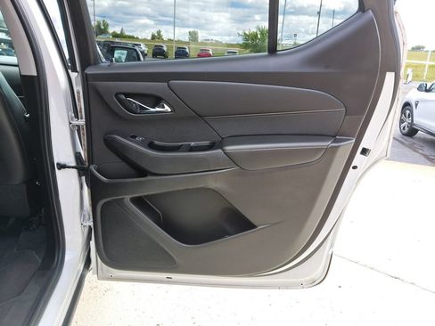 Used 2019 Chevrolet Traverse Premier FWD image 19
