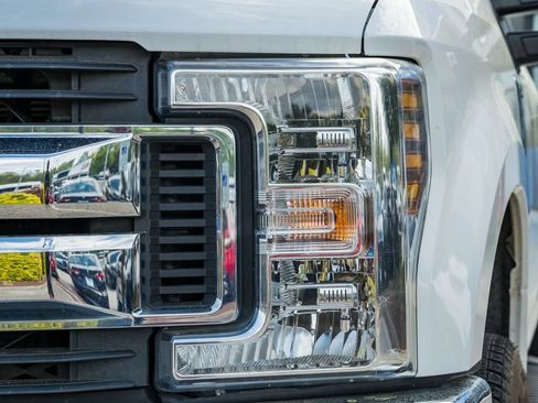 Used 2019 Ford F350 XL w/ STX Appearance Package AWD/4WD image 5