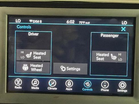Used 2019 Chrysler Pacifica Touring-L FWD image 29
