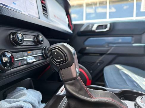 Used 2024 Ford Bronco Heritage Edition AWD/4WD image 30