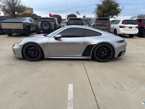 Used 2020 Porsche 911 Carrera S image 3