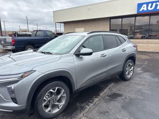 Used 2024 Chevrolet Trax LT w/ Driver Confidence Package video 1