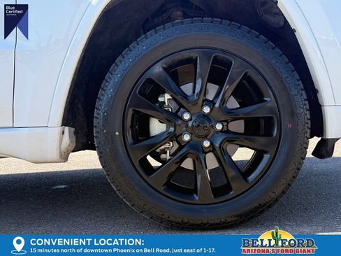 Used 2019 Jeep Grand Cherokee Altitude AWD/4WD image 6
