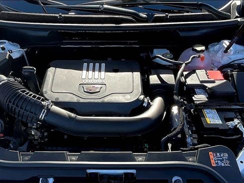 New 2026 Cadillac XT5 Luxury w/ LPO, Floor Liner Package image 11