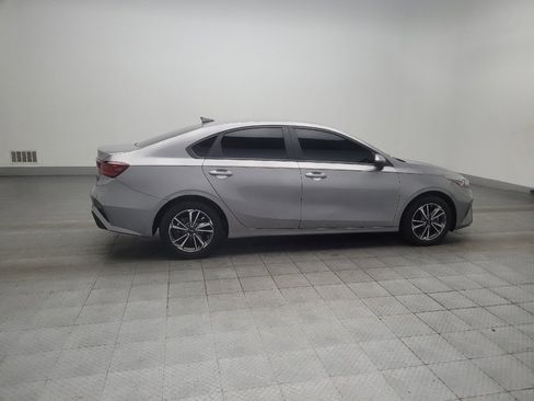 Used 2023 Kia Forte LXS w/ LXS Technology Package FWD image 10