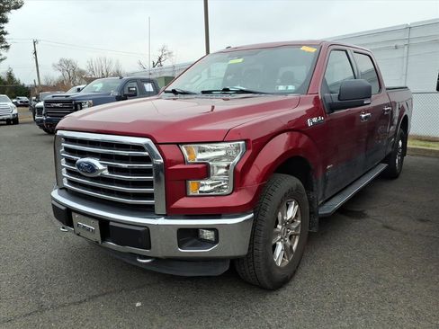 Used 2015 Ford F150 XLT w/ Equipment Group 302A Luxury image 6