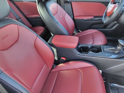 Used 2025 Kia K4 GT-Line Turbo image 11