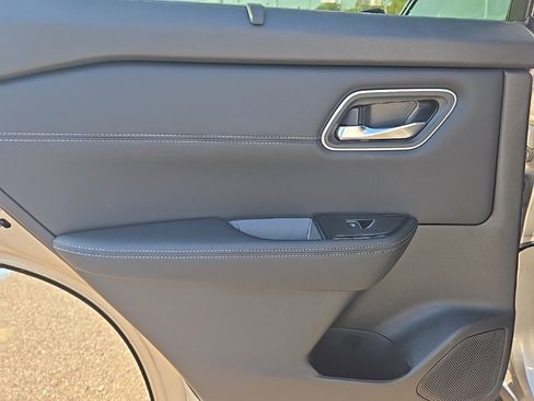 New 2026 Nissan Rogue Platinum w/ Platinum Premium Package image 41