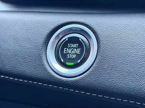 Certified 2023 Cadillac Escalade Sport w/ LPO, ONYX Package AWD/4WD image 21