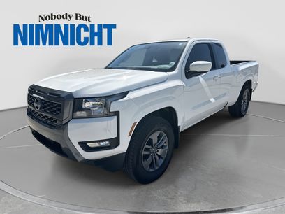 Used 2025 Nissan Frontier SV w/ SV Convenience Package