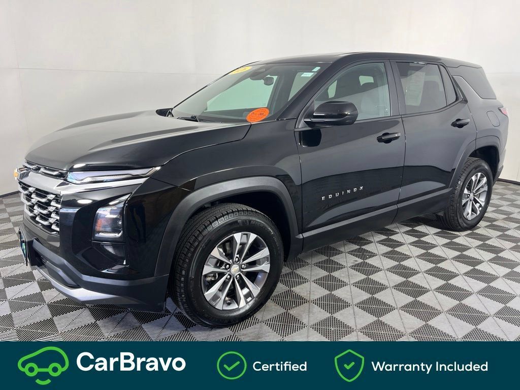 Used 2026 Chevrolet Equinox LT AWD/4WD image 17