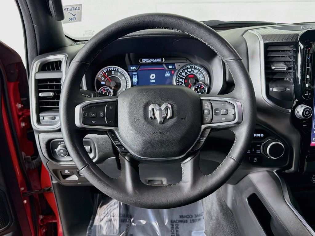 Used 2025 RAM 1500 Big Horn AWD/4WD image 11