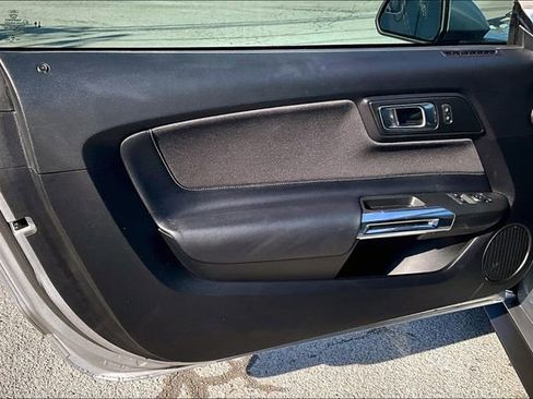 Used 2020 Ford Mustang GT image 18