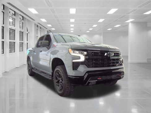 Used 2024 Chevrolet Silverado 1500 LT Trail Boss image 3