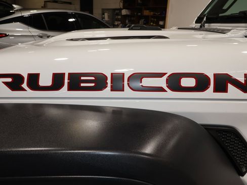 Used 2025 Jeep Wrangler Unlimited Rubicon image 34