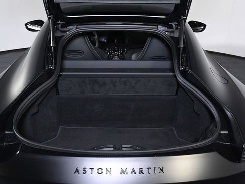 Used 2023 Aston Martin V8 Vantage Coupe RWD image 26